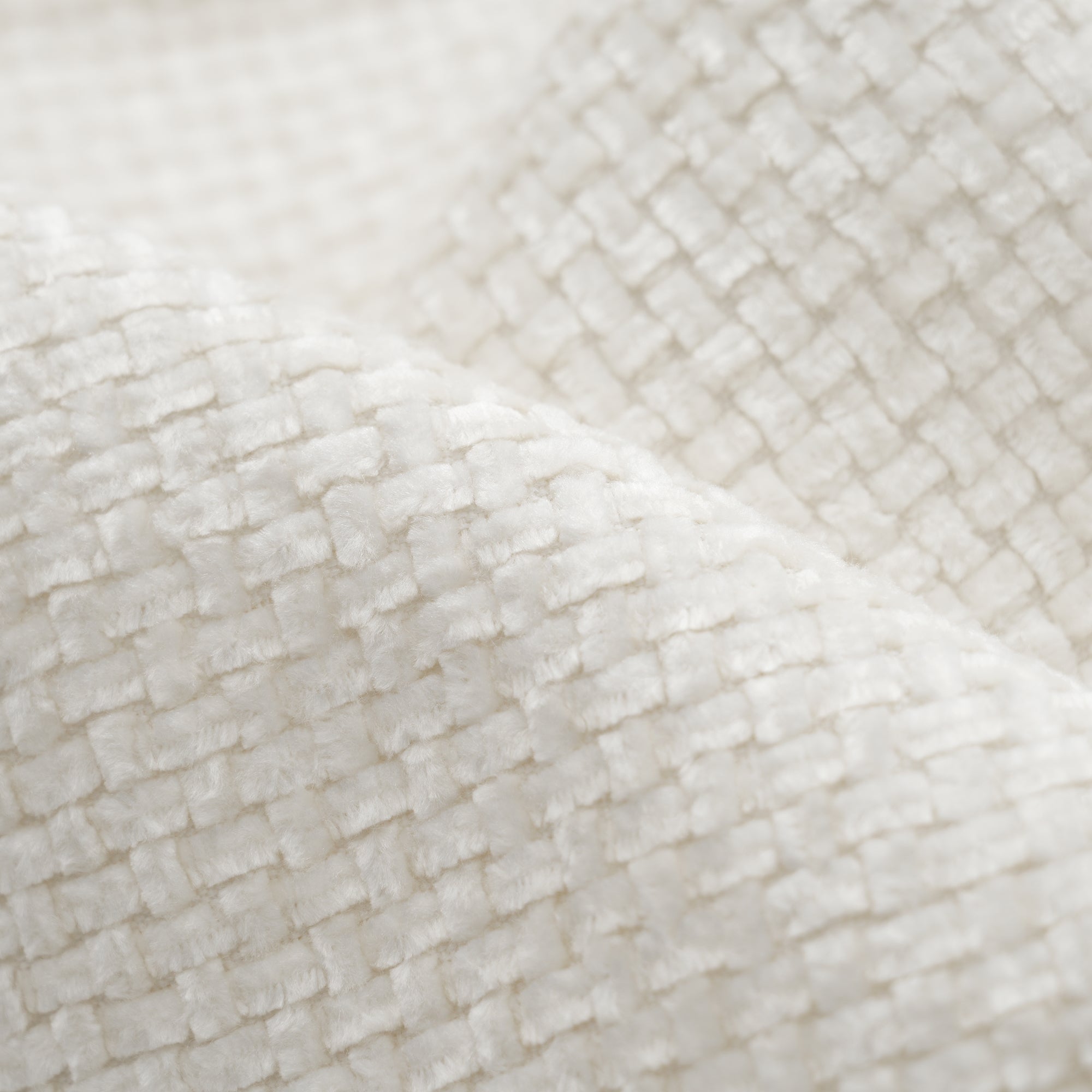 Noma – Chaise Scandinave Chenille Crème & Bois Noyer